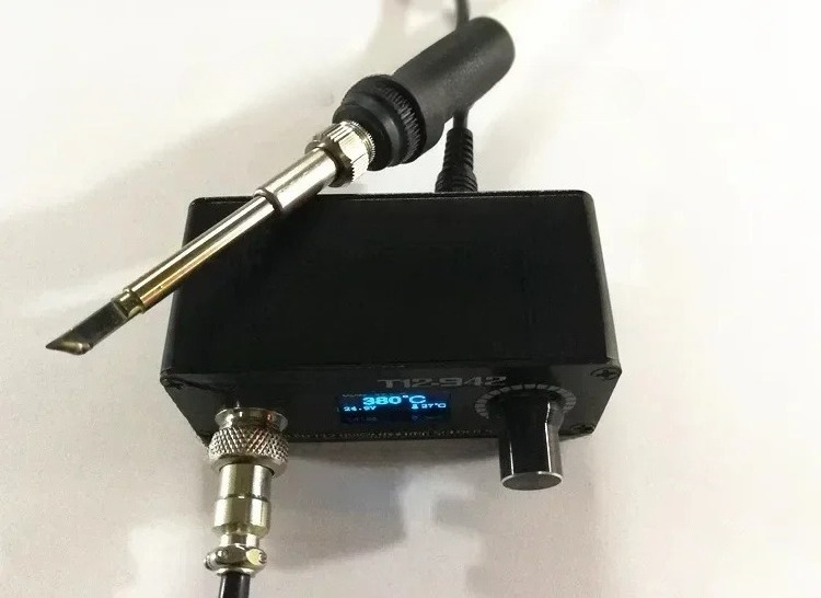 محطة لحام رقمية MINI T12 STC O - مراجعة Soldering Station T12 Oled وسعره